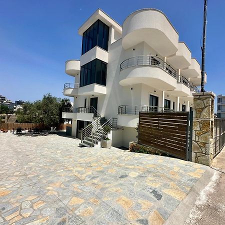 J&B Hotel Ksamil Exterior photo
